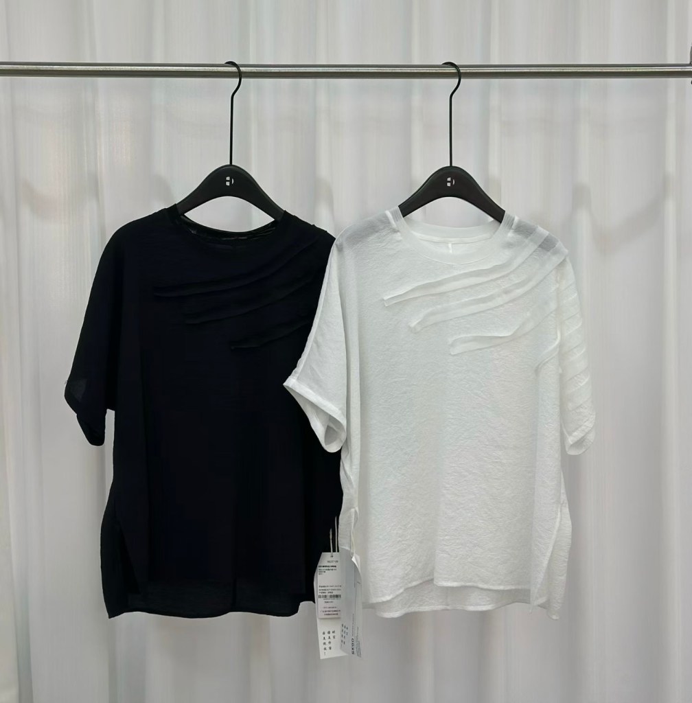 CHECK ! Ribbon-Detail Relaxed Top